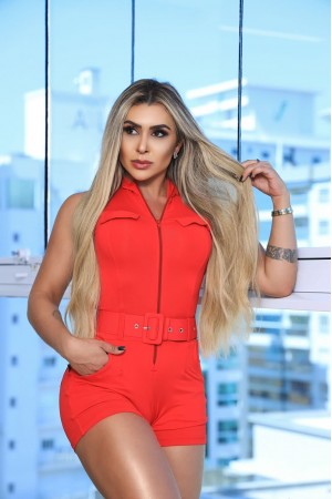 Macacão com Zíper